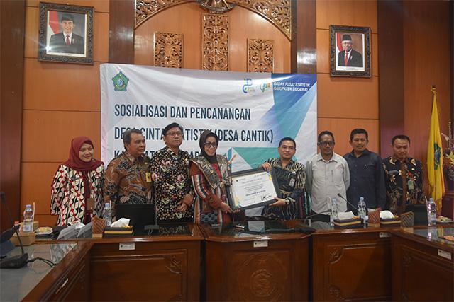 Genderang Pencanangan Desa Cantik di Sidoarjo Ditabuh